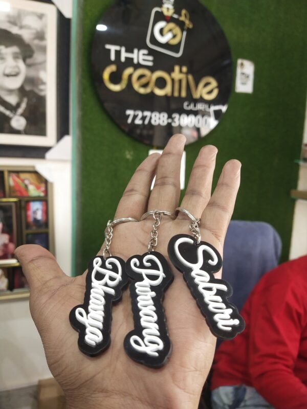 Customized Black White Name Keychain Key Chain
