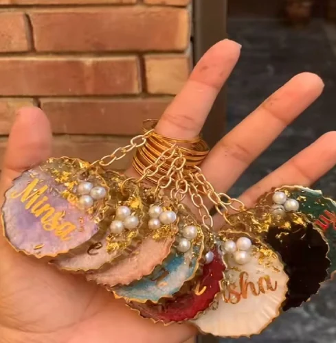 Customized resin art keychain for wedding return gift